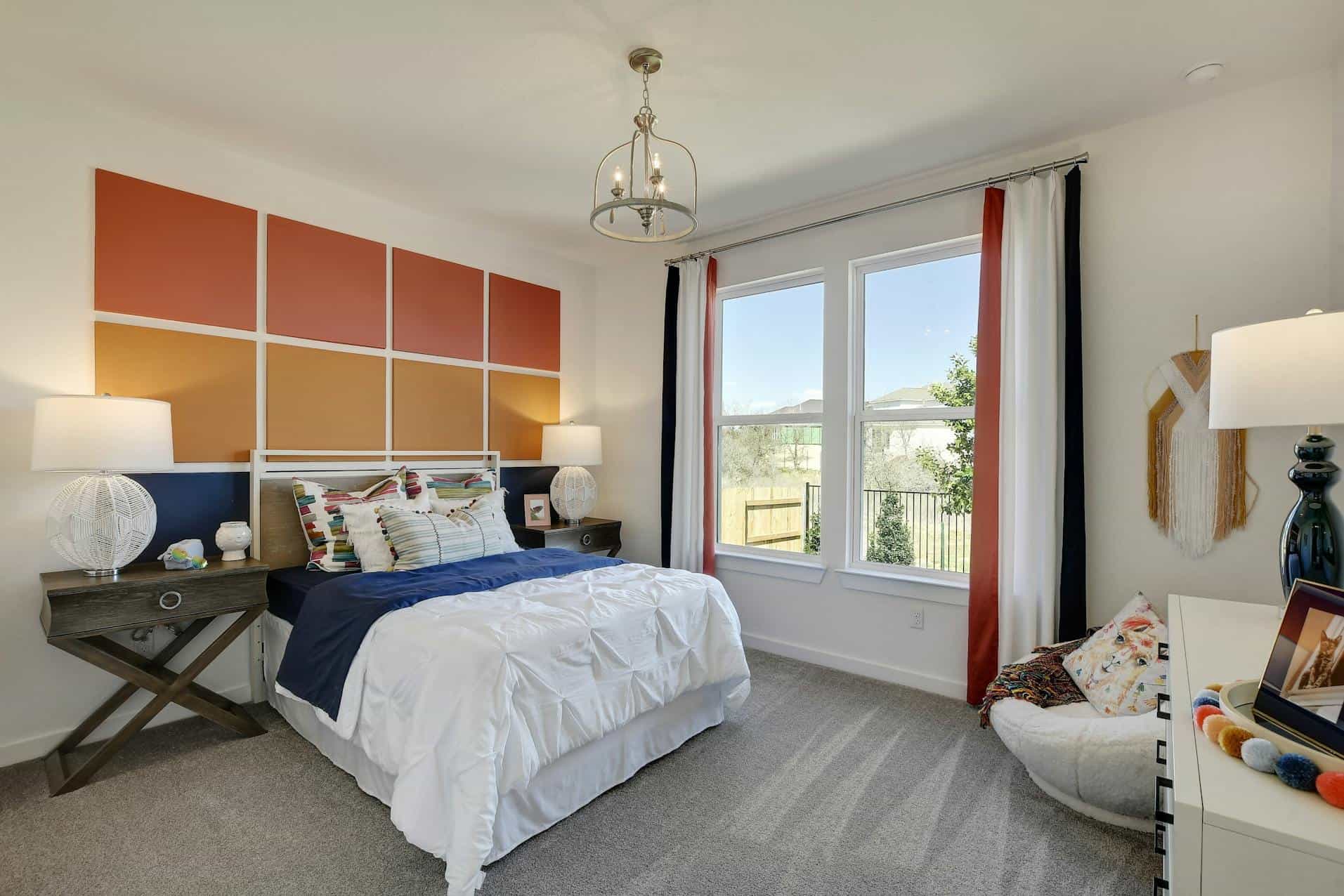Esperanza: Scott Felder Model Home: Bedroom
