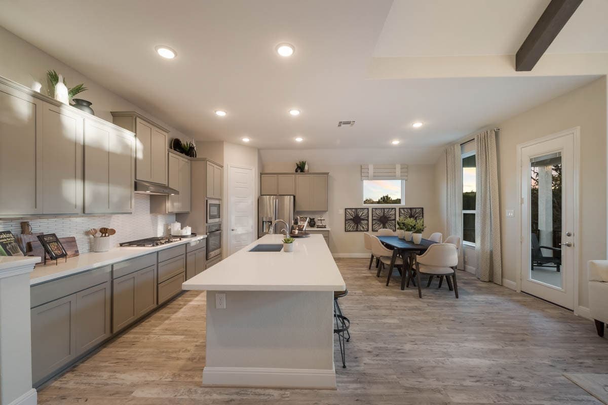 Mackenzie home in Esperanza: kitchen
