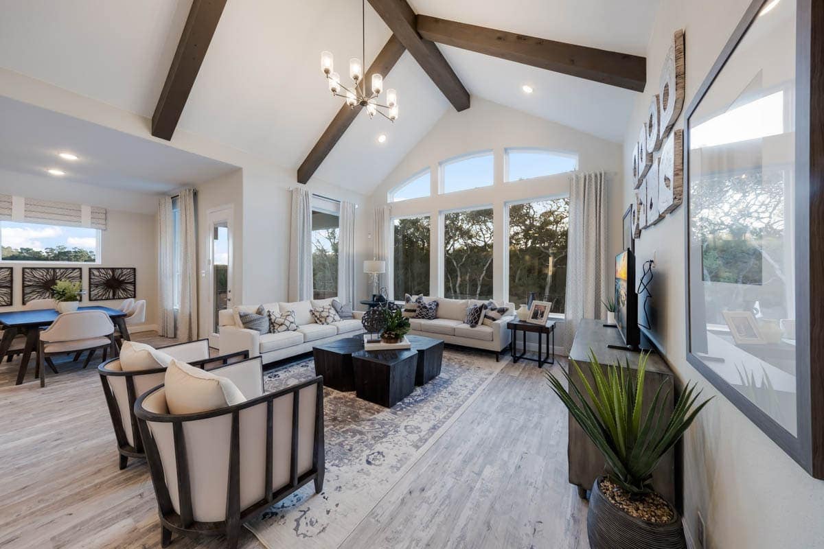 Mackenzie home in Esperanza: Living Area