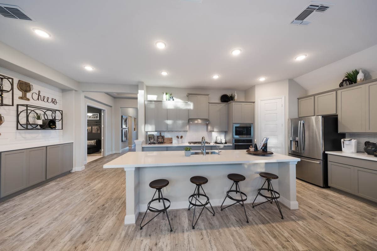 Mackenzie home in Esperanza: kitchen