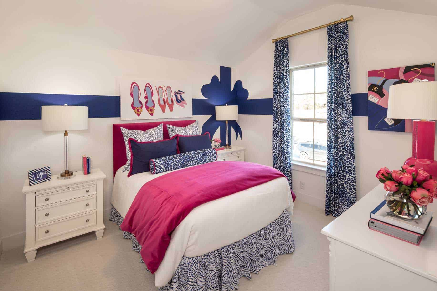 Esperanza Highland Homes Model Gallery: Bedroom