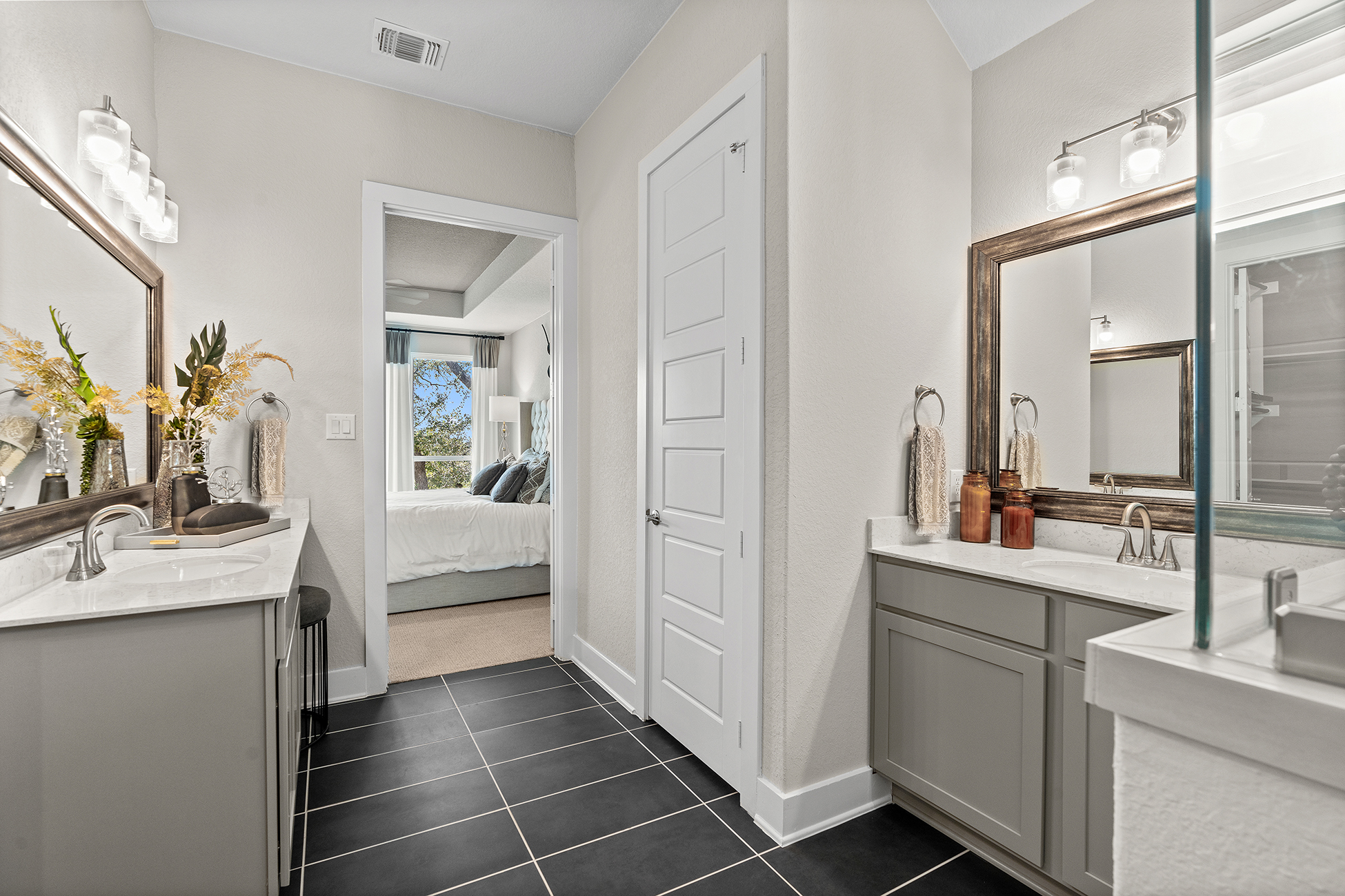 chesmar model home bathroom