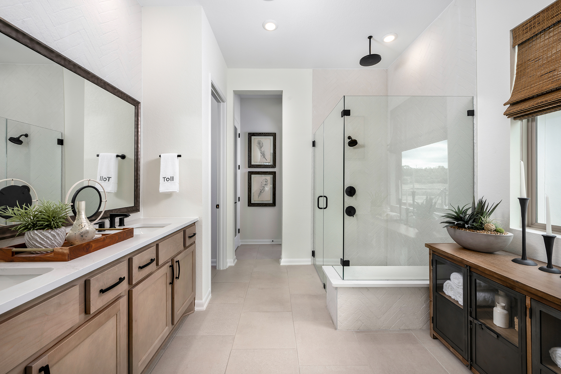 toll brothers model home primary bathroom