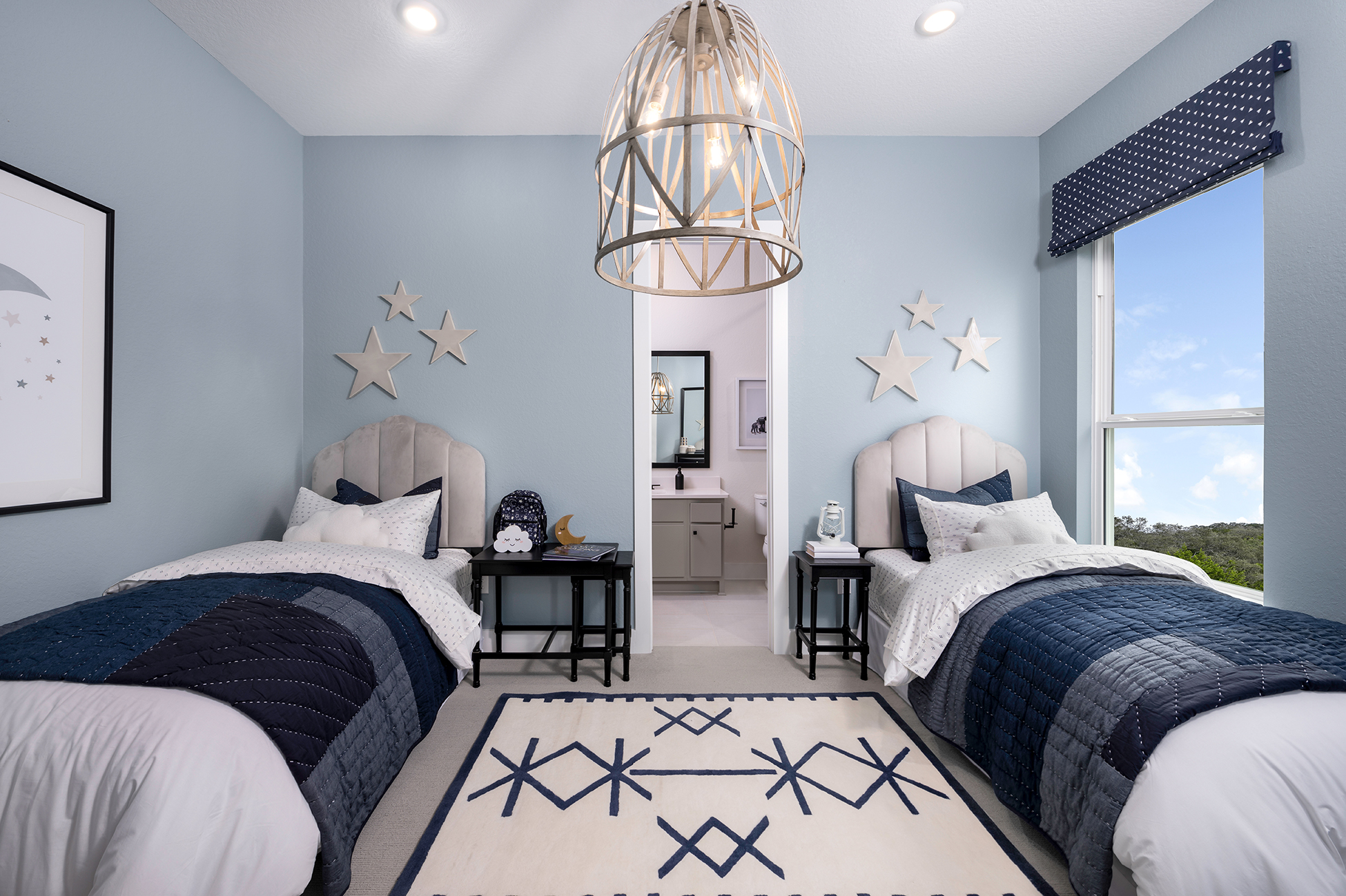 toll brothers model home bedroom