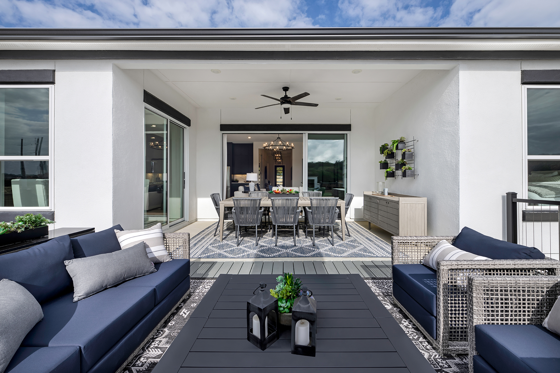 toll brothers model home covered patio